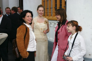 ...four pretty ladies